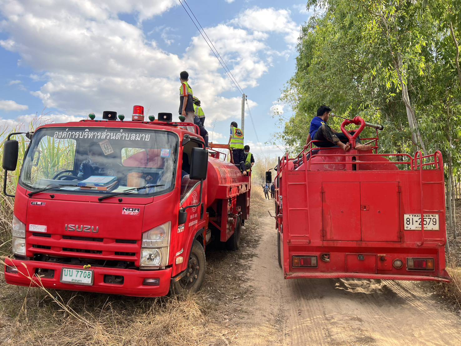 ประชาสัมพันธ์งานการป้องกันและบรรเทาสาธารณภัย ออกปฏิบัติการดับไฟป่า